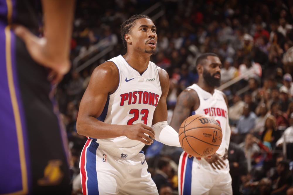 力克群雄 力克群雄